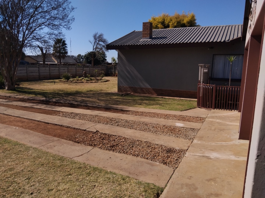3 Bedroom Property for Sale in Meiringspark Ext 2 North West
